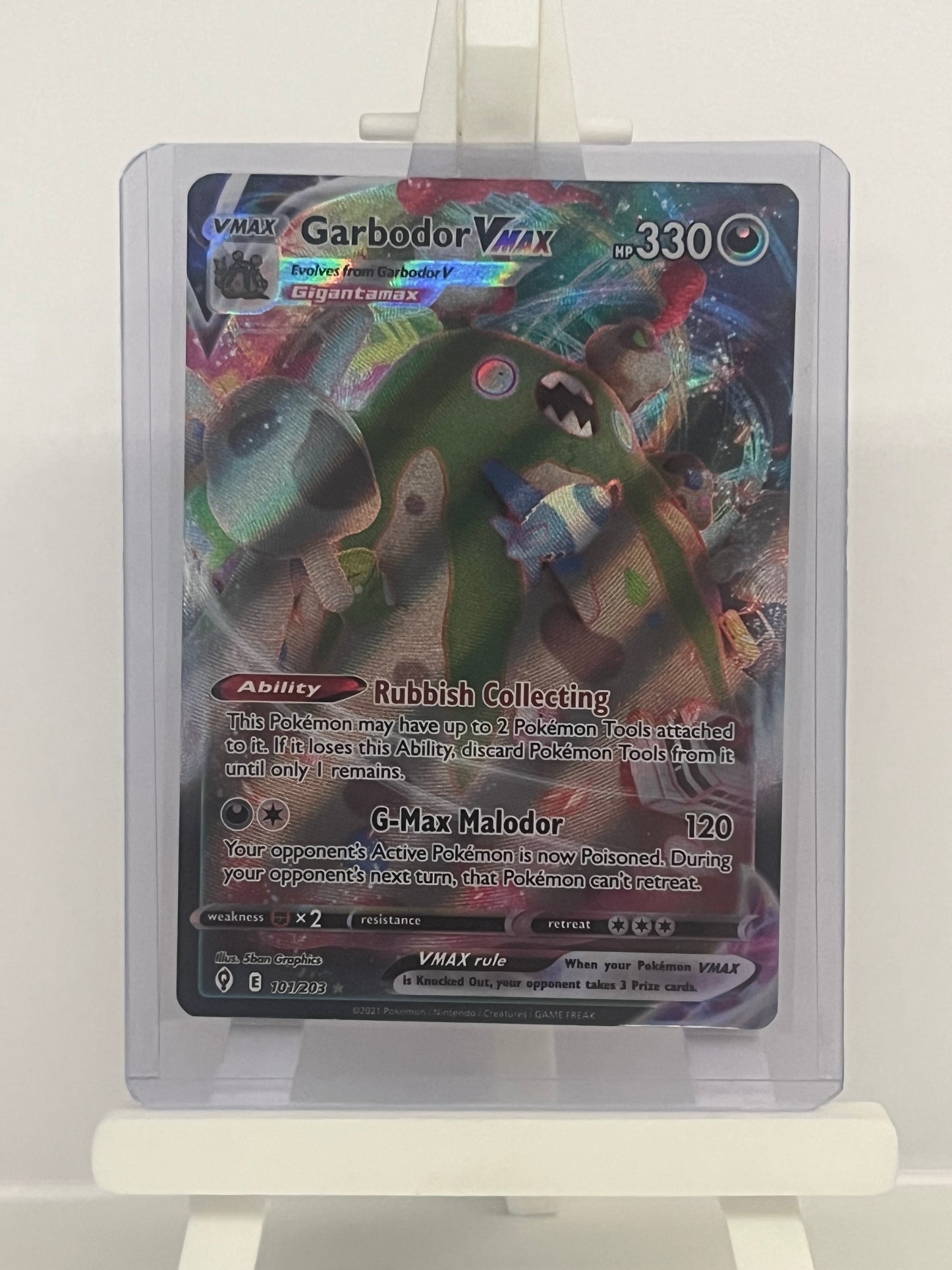 Pokémon TCG - Garbodor VMAX 101/203 EVS - English
